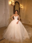Aryanna Karen: Rochii de mireasa printesa, sirena Bucuresti