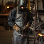 Leather Apron - Quality Leather Goods for Every Occasion