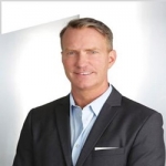 Dr. Douglas Steinbrech