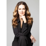 Kinga Sharma - Mortgage Agent