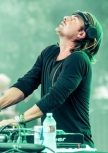 Axwell Merch