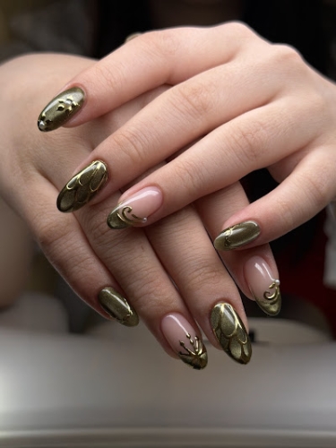 Demure Nail Care