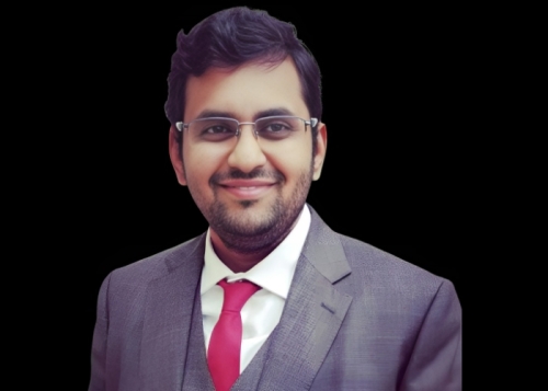 Dr Swaroop Solunke