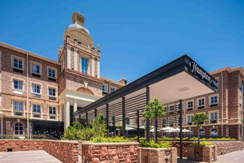 Hampton by Hilton Sandton Grayston